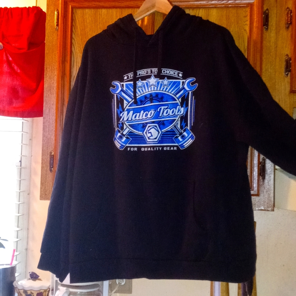 Attention body shop man I have an extra extra large blue sweatshirt matco tools